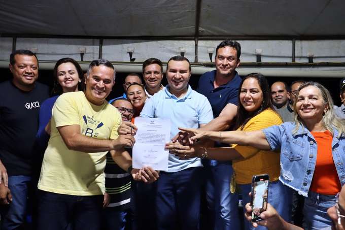 Macaíba: ordem de serviço assinada nesta sexta-feira autoriza construção de escola padrão em Lagoa do Mato 