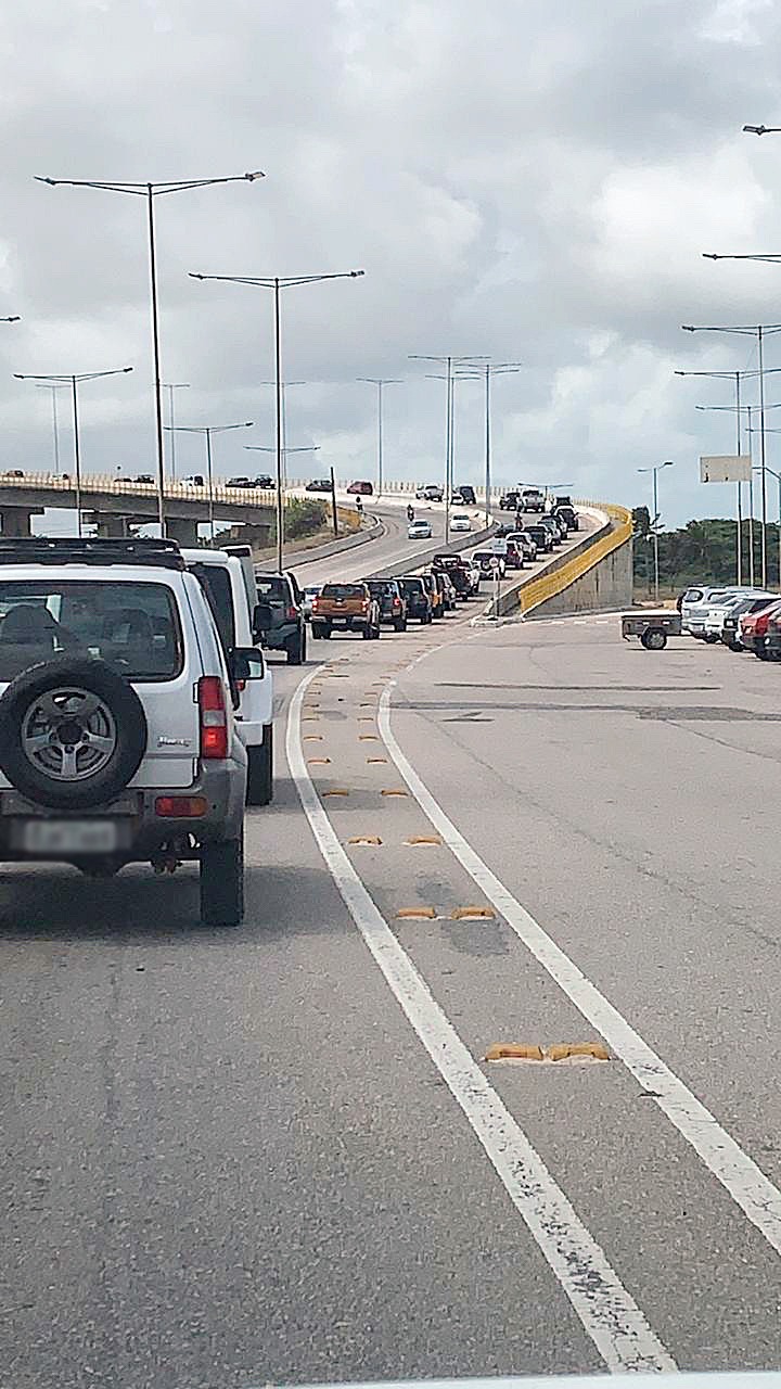 Carreata reúne 500 veículos em prol da regulamentação do off road