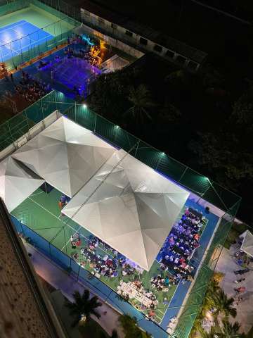 Contos: Apenas o Muro de Berlim separa o Living Garden do Paladium