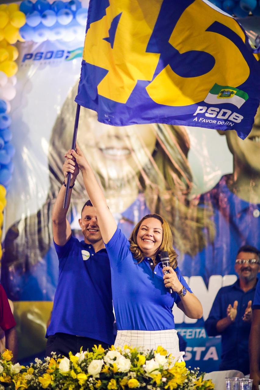 Em convenção, Dejinha é oficializada como candidata a prefeita de Pedro Velho pelo PSDB