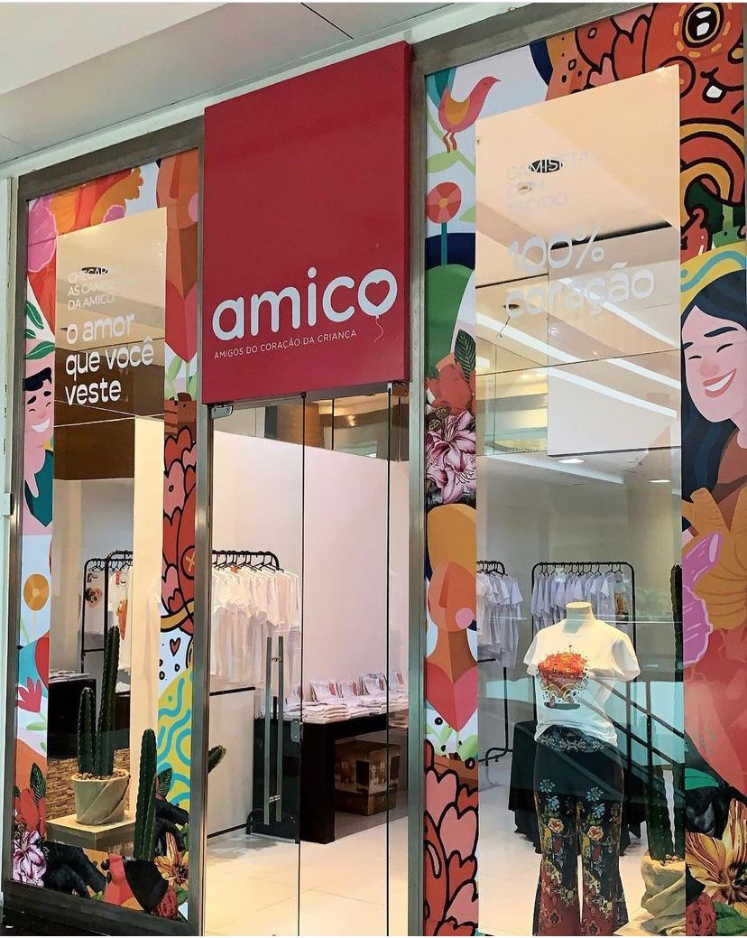 O Amor que você veste: nova coleção de camisas da AMICO está a venda no Natal Shopping