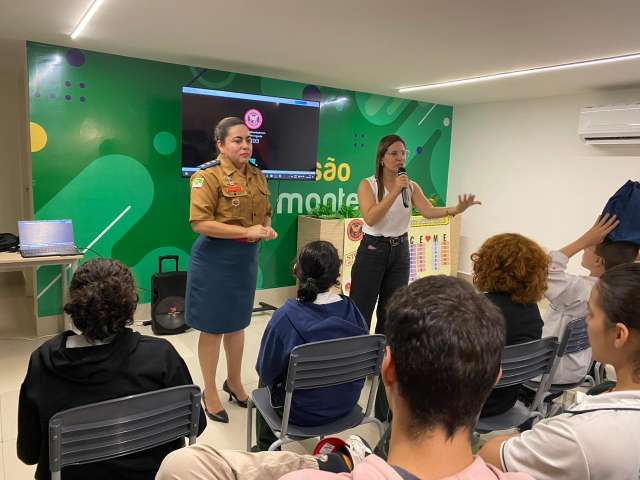 Corpo de Bombeiros discute bullying e a cultura de paz em colégio de Natal